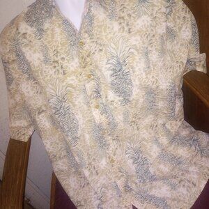 Men's dress shirt Island traditions of Hawaii